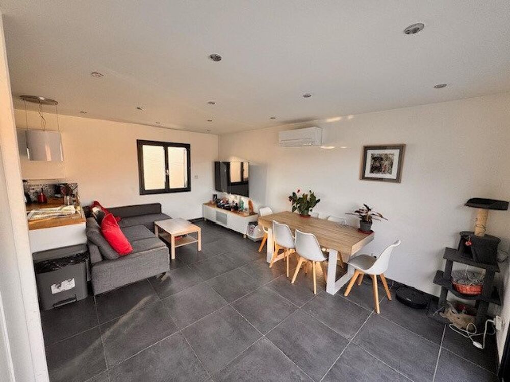 Vente Maison Maison T3, récente avec terrasse et proche de toutes commodités Vitrolles