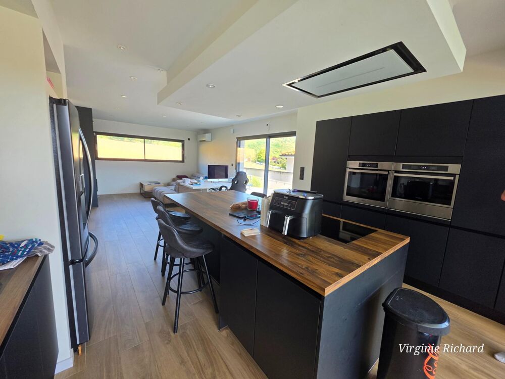 Vente Maison CONTEMPORAINE 2022 - Piscine chauffée et vue Chanonat