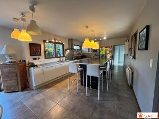  Maison � vendre 8 pi�ces 252 m�