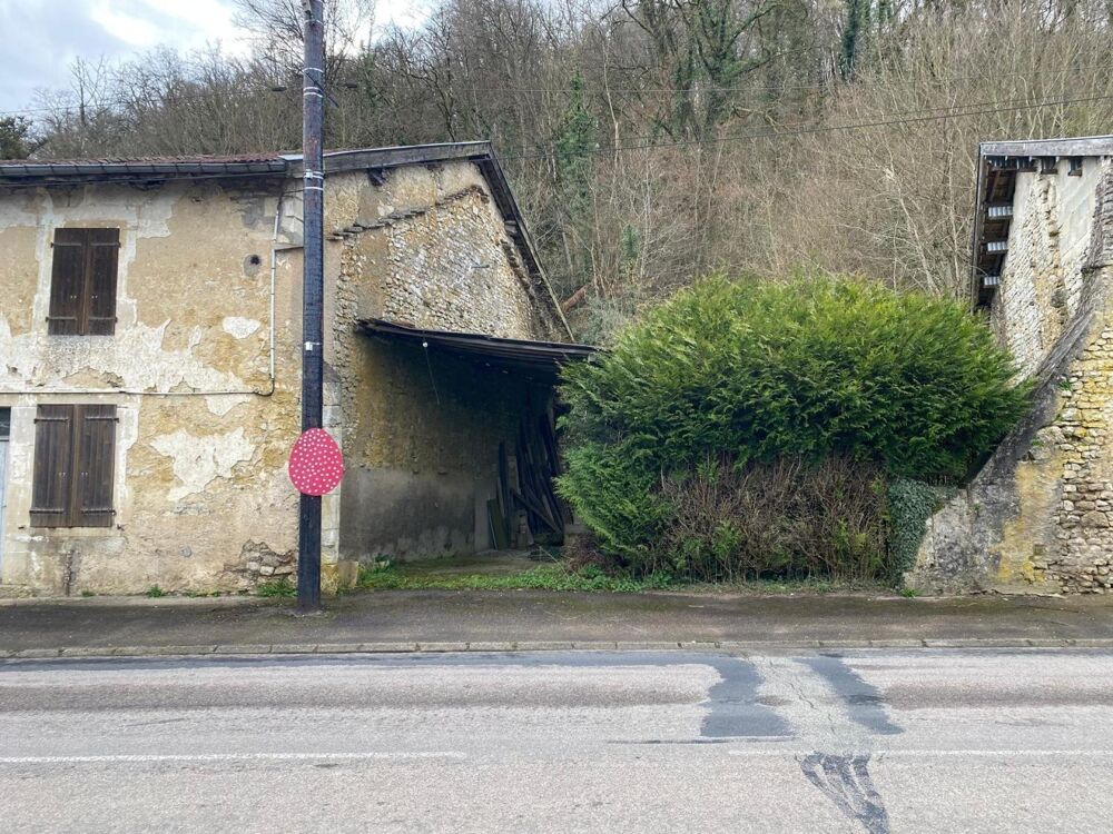 Vente Maison maison à refaire completement , avec un terrain plat sur le cote . Saint-amand-sur-ornain