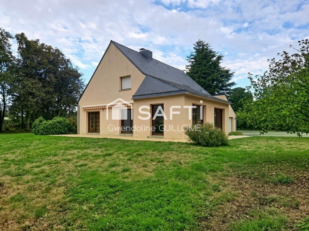Vente Maison Artisan,stockage,proprièté spacieuse avec grand hangar proche PLESCOP Grand-champ
