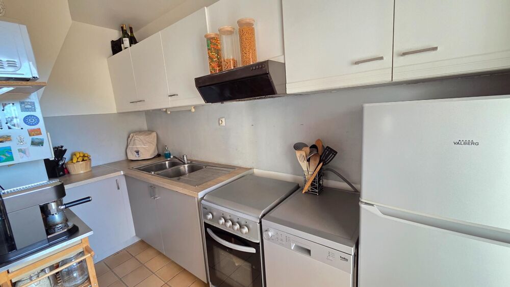 Vente Appartement Bandol, beau T2 de 42 m² + Cave, proche de toutes commodités. Bandol