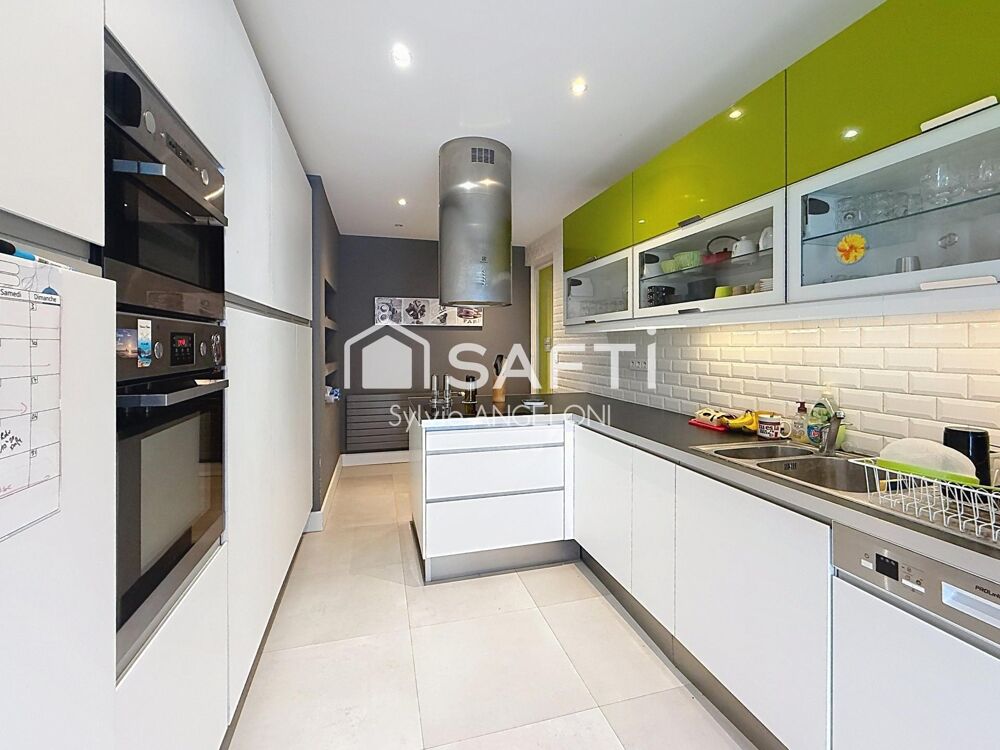 Vente Appartement Esprit maison de ville, volumes et potentiel La tour-du-pin