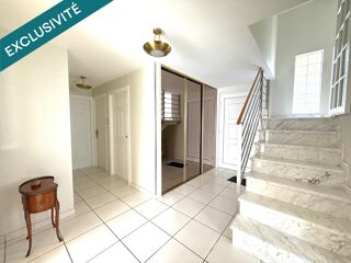  Maison � vendre 5 pi�ces 164 m�