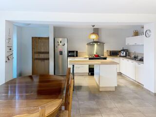  Maison � vendre 5 pi�ces 180 m�