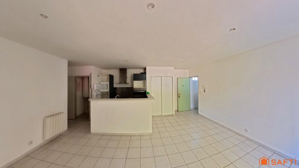 Bagnols-sur-Cèze : appartement 3 pièces, grand séjour 31 m², 2 chambres, garage privatif