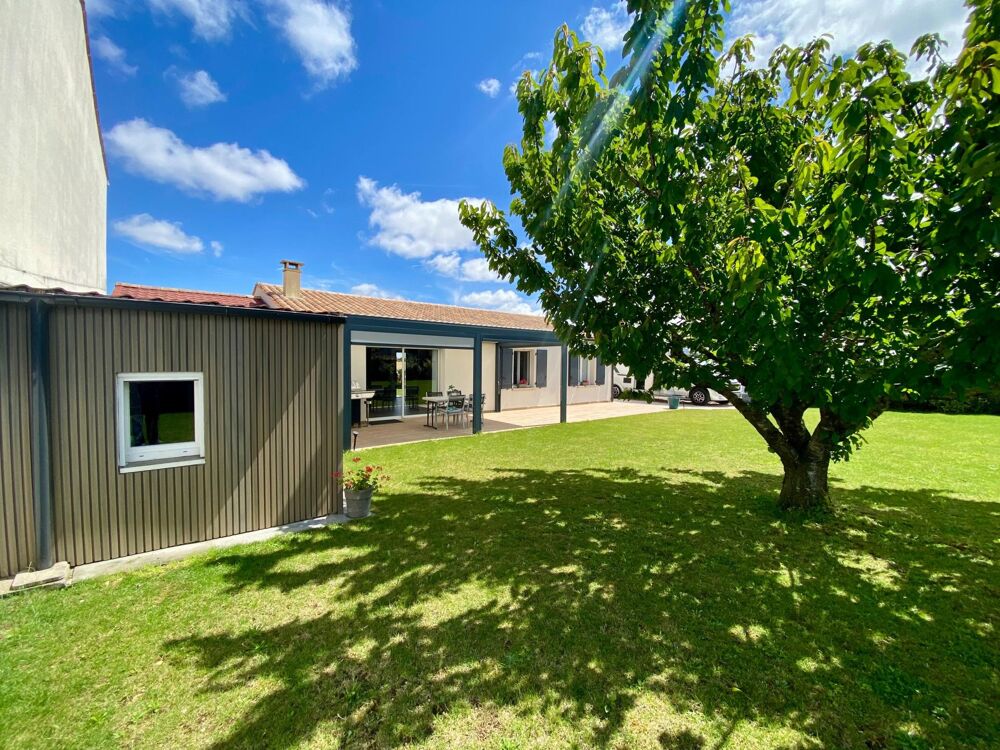 MAISON DE PLAIN-PIED SOUS DECENNALE AVEC VUE DÉGAGÉE SUR LES CHAMPS À 10 MINUTES DE LA ROCHELLE !