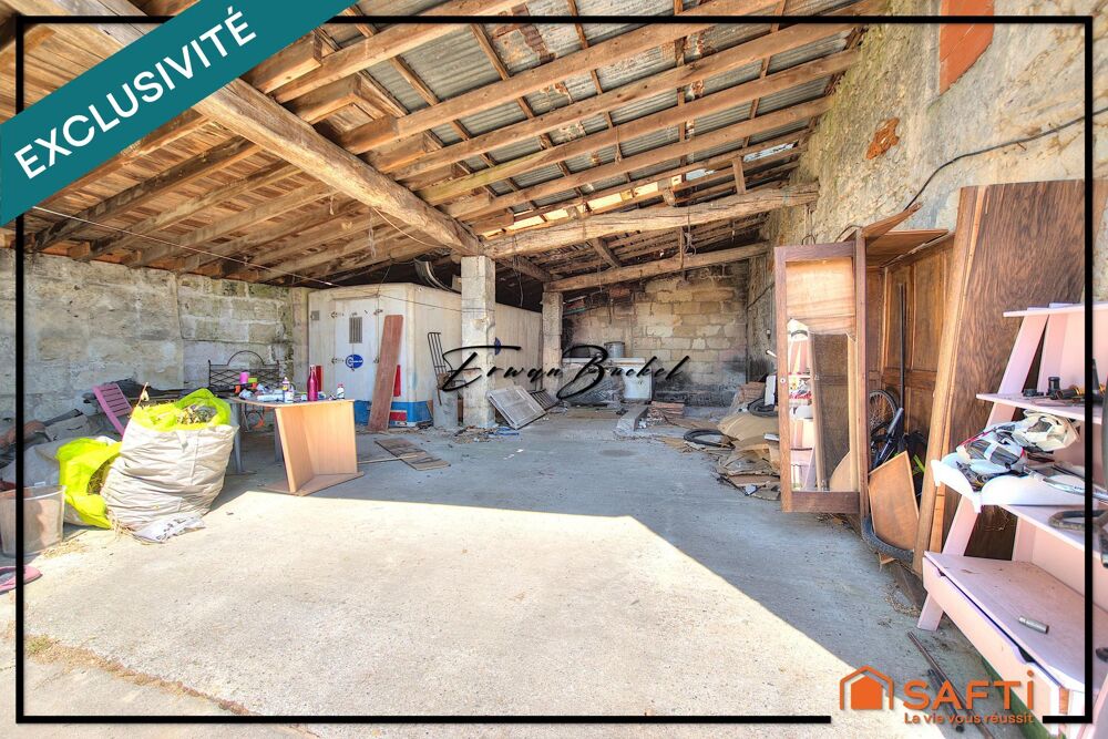 Immeuble en pierre de plus 300 m²