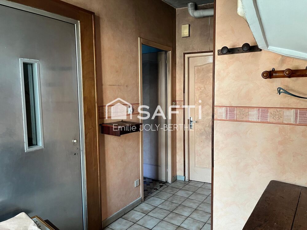 Vente Maison MAISON DE VILLAGE 105 M² - SPECIAL INVESTISSEUR - SECTEUR NEUILLY LE VENDIN / 53250 Neuilly-le-vendin