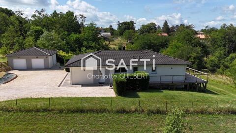   Maison de plain-pied avec 3 chambres et piscine Maison - 4 pi�ce(s) - 135 m�