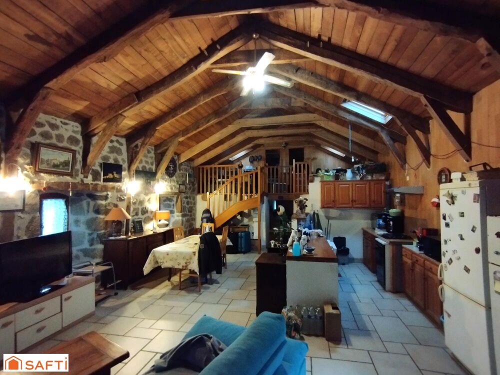 Vente Maison Ancienne ferme 90m2 env. terrain attenant Chaneac