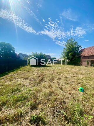  Terrain à vendre 733 m²
