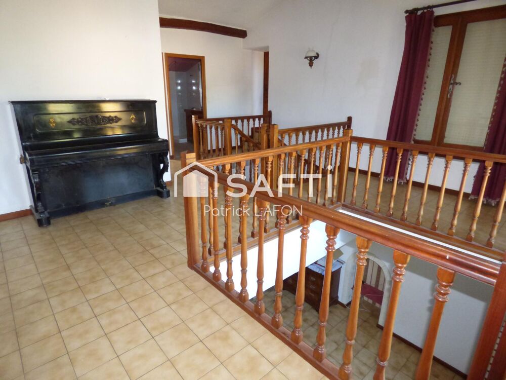 Vente Maison Immeuble 3 Appartements terrasses et garage. Saint-andre-de-sangonis