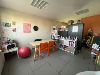  Immeuble à vendre 171 m²