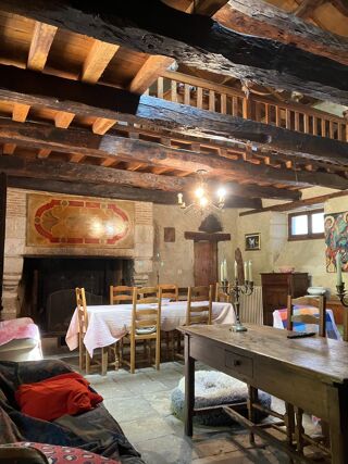  Propriété/château à vendre 6 pièces 330 m²
