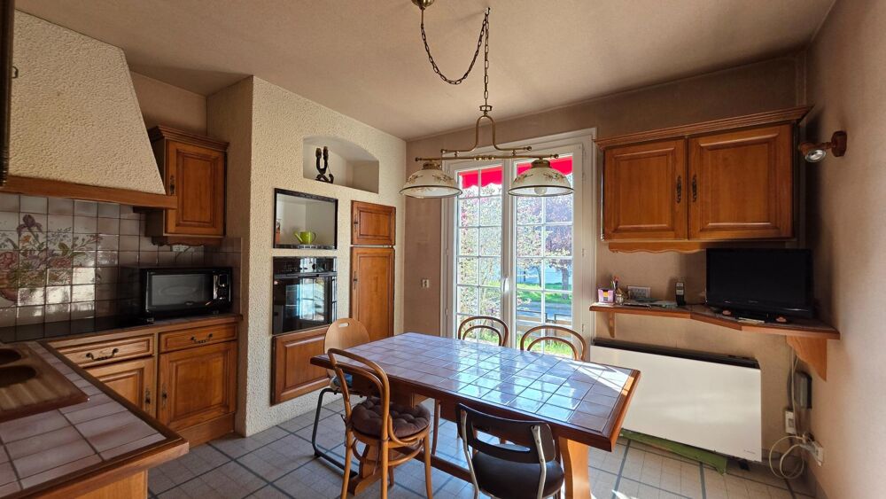 Maison familiale 6 chambres  186 m²  Quartier calme à LUnion