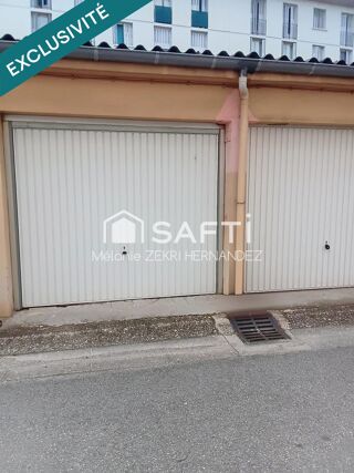  Parking / Garage à vendre 13 m²