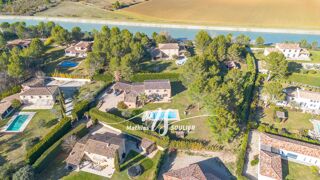 Vente Maison Bastide de 224m² sur 3809 m² paysagés de 2005 Meyrargues