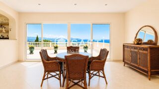  Maison à vendre 8 pièces 245 m²