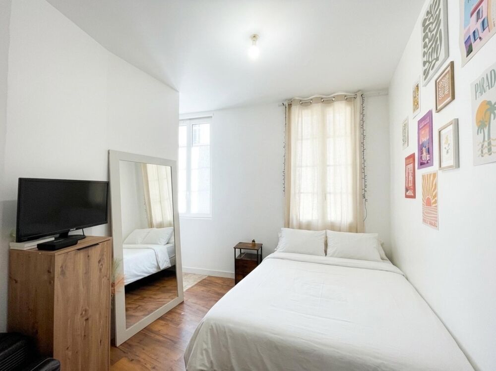 Vente Immeuble Immeuble de rapport entièrement rénové hyper-centre Angoulême. Angouleme
