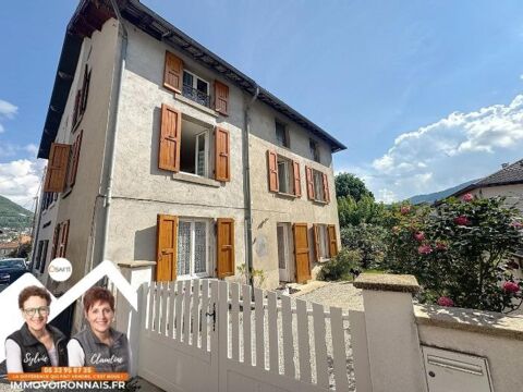   Coublevie, maison en pierre avec jardin, 5 chambres au c�ur du vieux bourg Maison - 6 pi�ce(s) - 155 m�