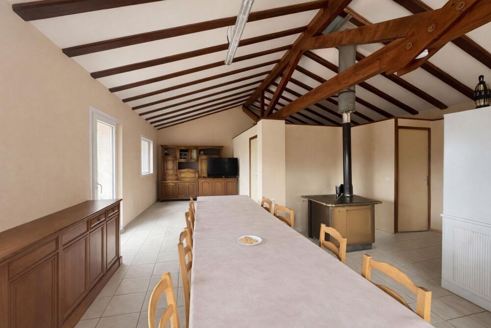 Vente Maison Bien rare aux multiples possibilités d'aménagement. Rossillon