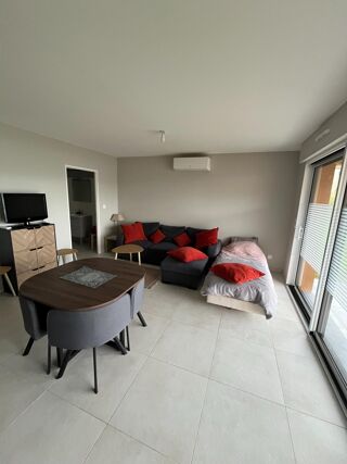  Appartement à louer 1 pièce 40 m²