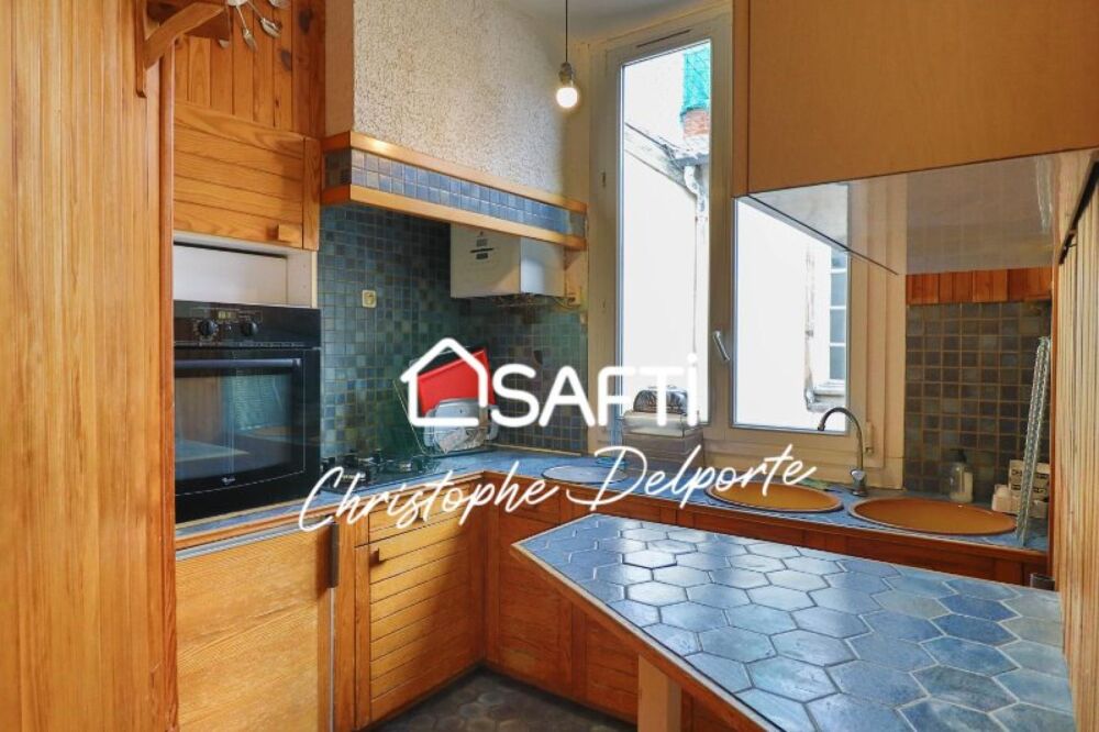 T2 48m² dernier étage Place Jamot + cave