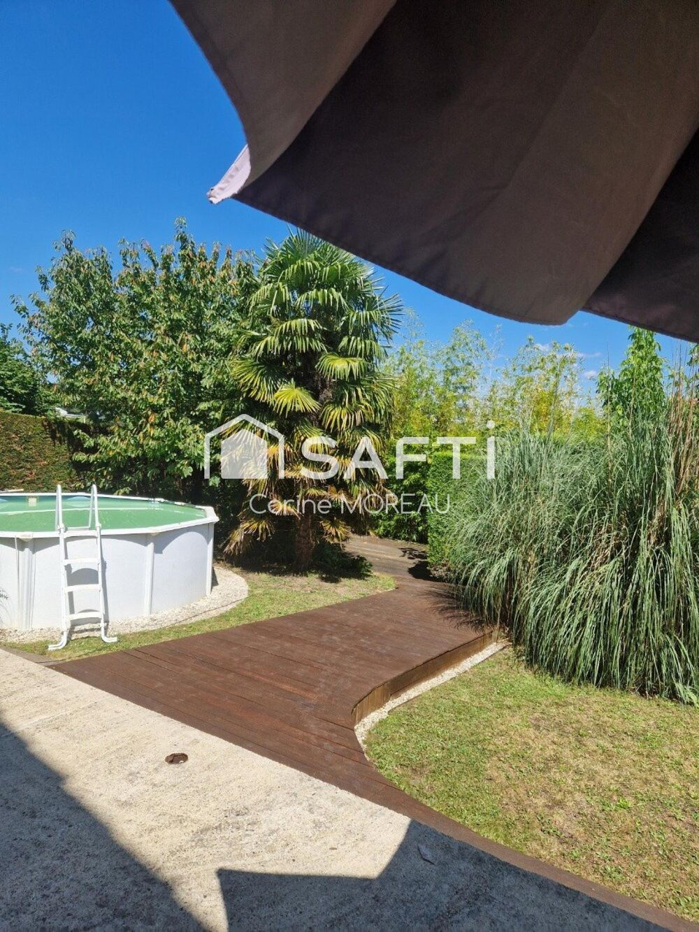 Vente Maison grande maison de 211 m2 avec appartement indépendant, 6 chambres AngoulÊme
