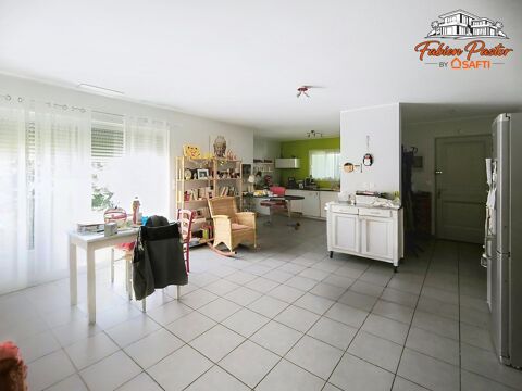   Maison traditionnelle plain-pied, 4 pièces, 106 m² Maison - 4 pièce(s) - 106 m²