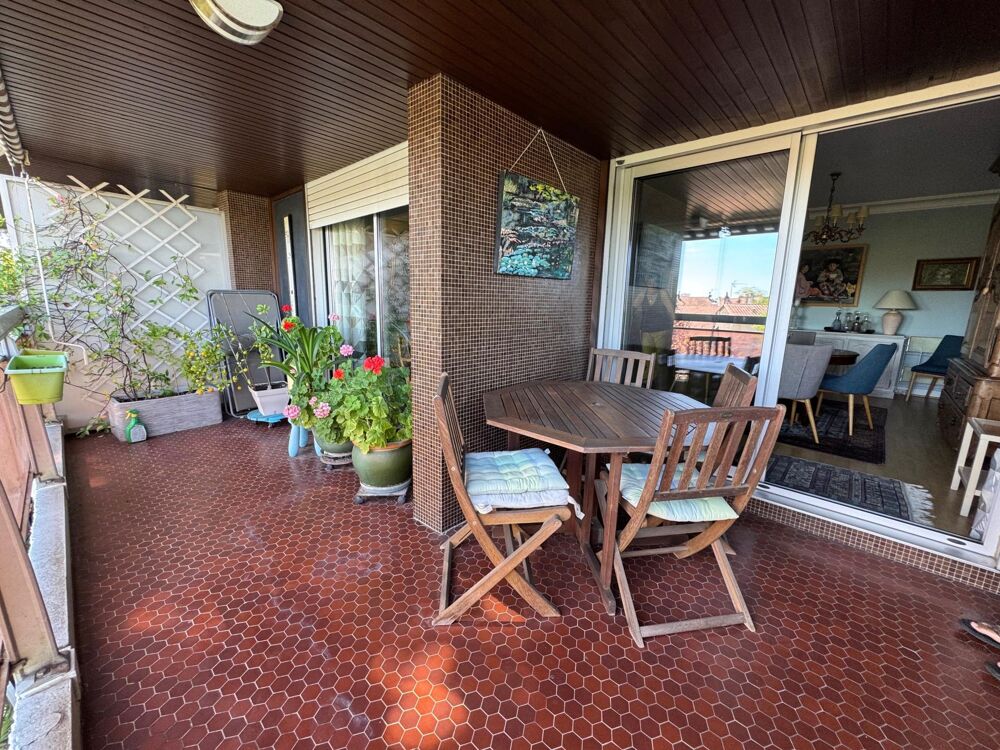 Vente Appartement Magnifique et spacieux appartement dans résidence calme et standing Bordeaux