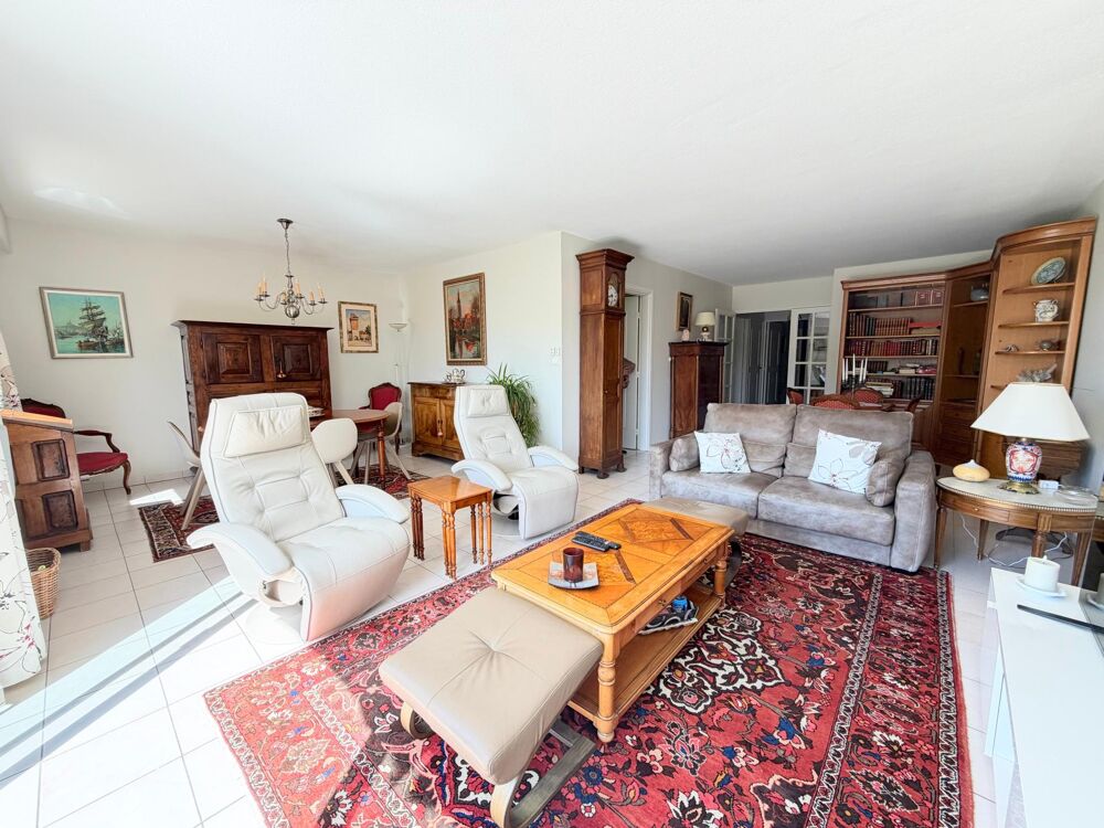 Appartement 120m2, 3 ch, Terrasse, Garage, Parking