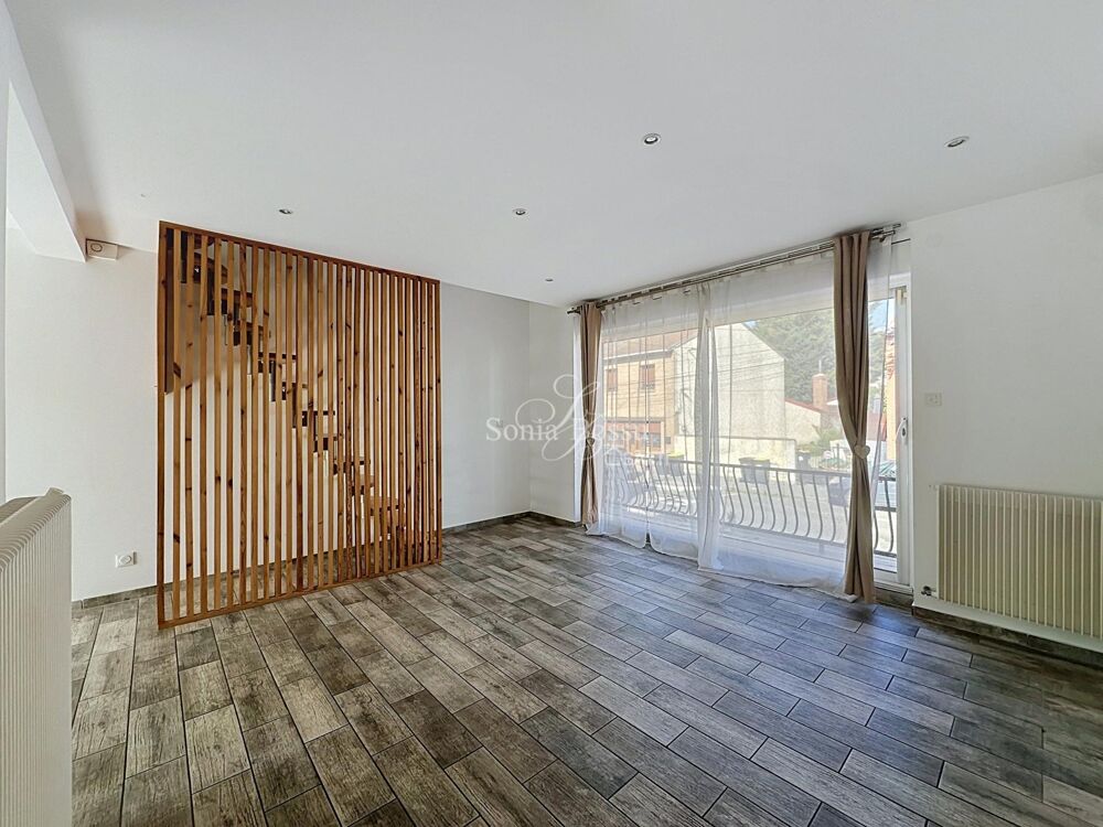 MAISON PROCHE DU CENTRE VILLE 2 CHAMBRES + BUREAU OU CHAMBRE PASSANTE JARDIN SOUS SOL