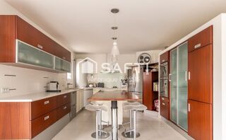  Maison � vendre 8 pi�ces 236 m�