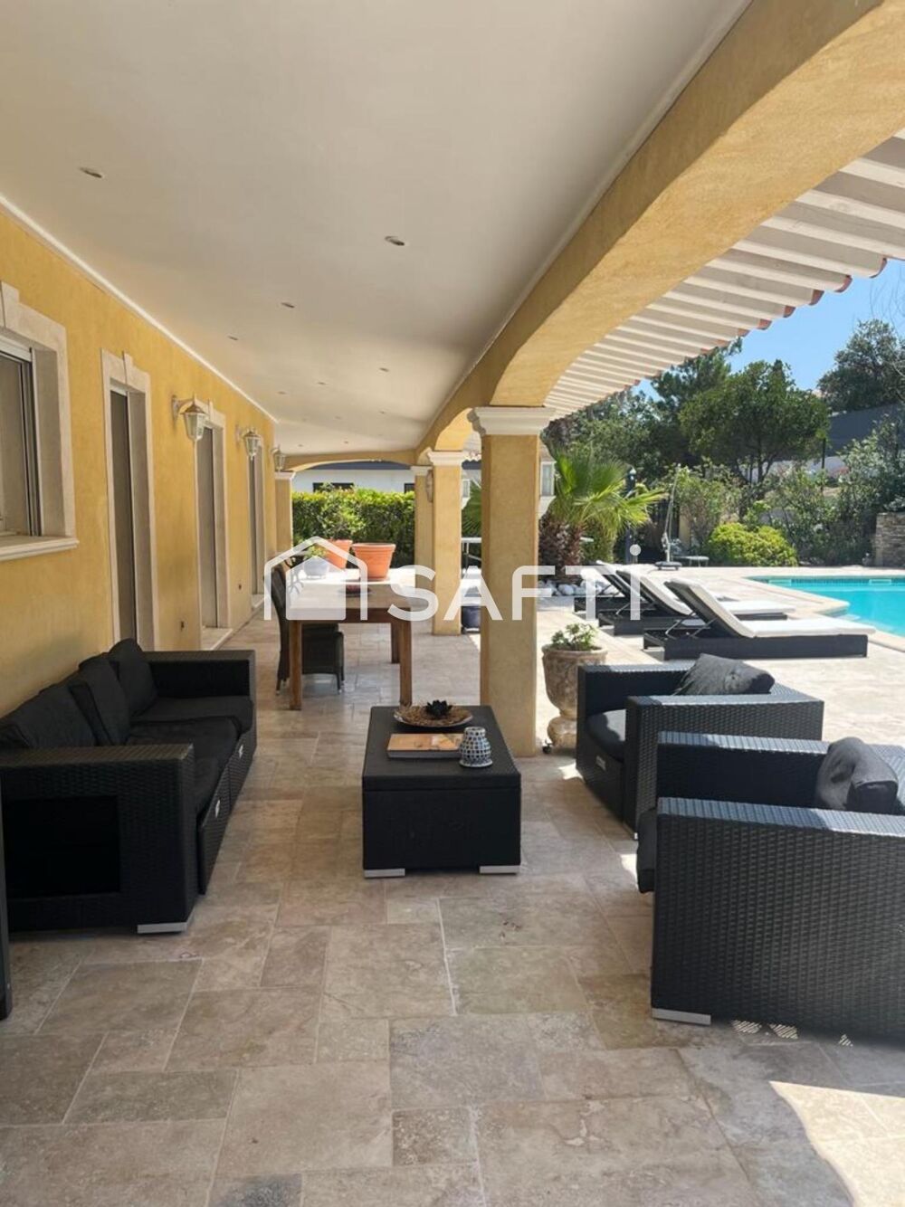  vendre  Maison Les Adrets-de-l'Estrel (83600)