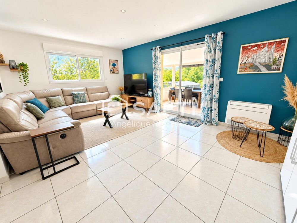 Vente Maison Magnifique Villa plain pied 4 faces 5 pièces avec piscine sans vis à vis – Magalas (34480) Magalas