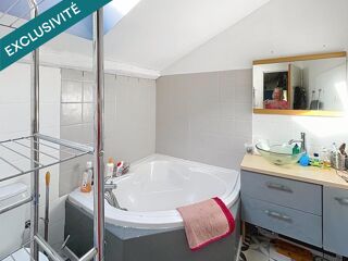  Maison à vendre 11 pièces 196 m²