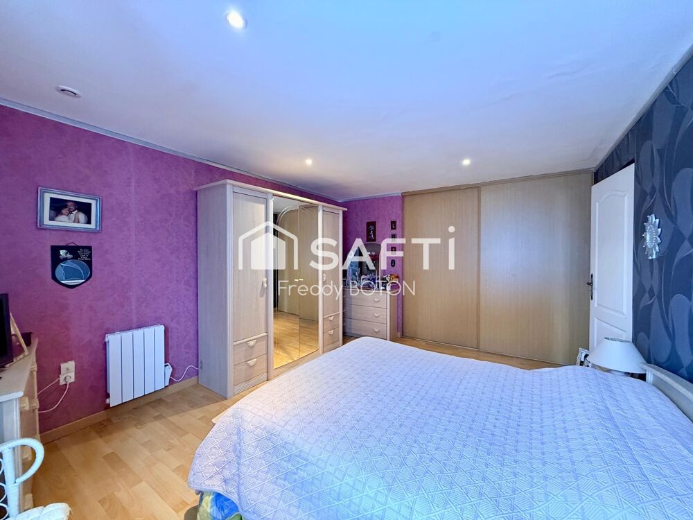 Volumes exceptionnels , double habitation , ouverture PVC double vitrage!