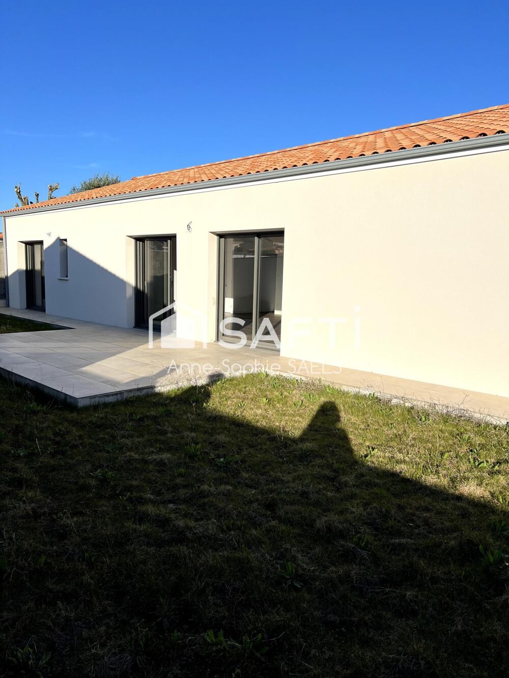 MAISON DE PLAIN PIED NEUVE 3CH GARAGE