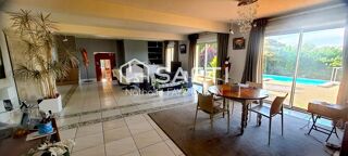  Maison  vendre 8 pices 250 m