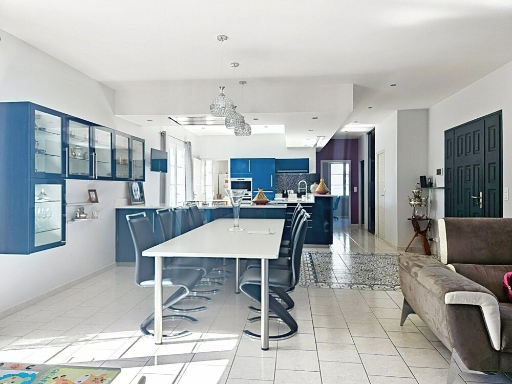 Maison coup de coeur plain pied 4 chambres dependances et grand terrain