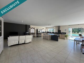  Maison à vendre 7 pièces 218 m²