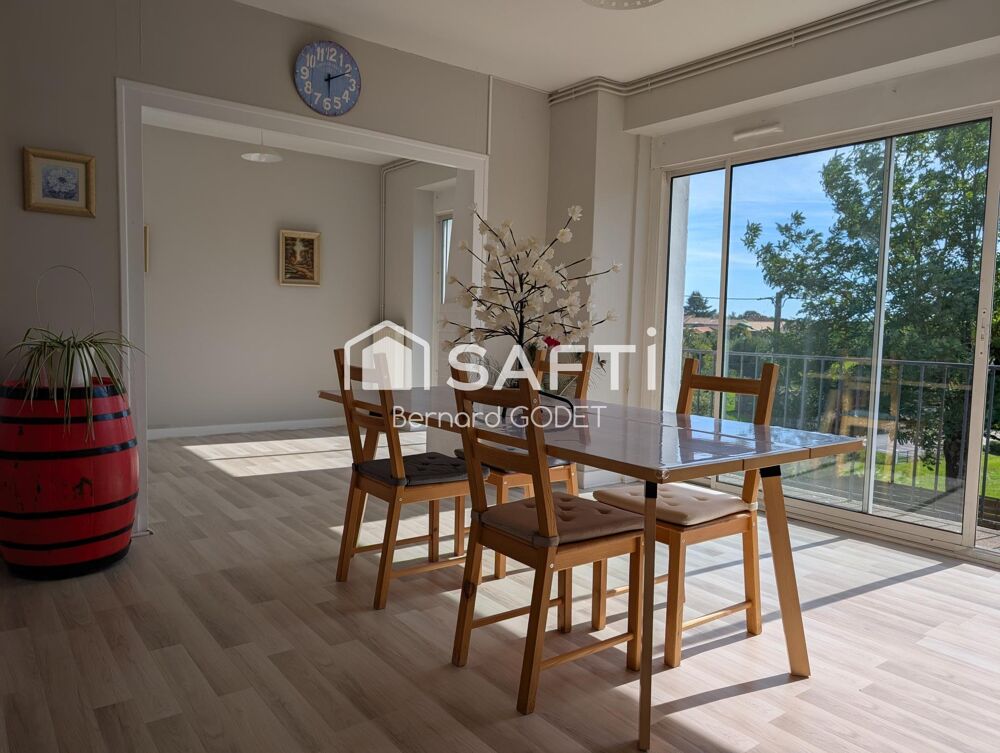 Vente Maison UN LIEU PROFESSIONNEL ATYPIQUE AUX MULTIPLES POSSIBILITÉS Genouille