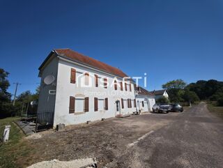  Maison  vendre 6 pices 240 m