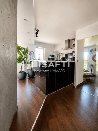  Appartement à vendre 4 pièces 77 m²