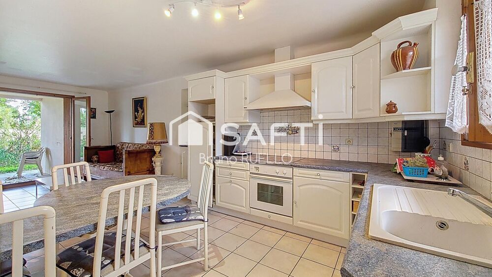 Vente Maison Maison au centre ville de Saint-G�nis-des-Fontaines (66740) Saint-genis-des-fontaines