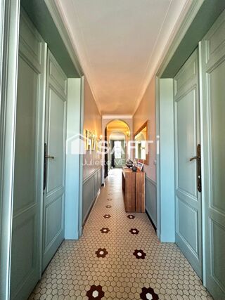  Maison � vendre 9 pi�ces 321 m�