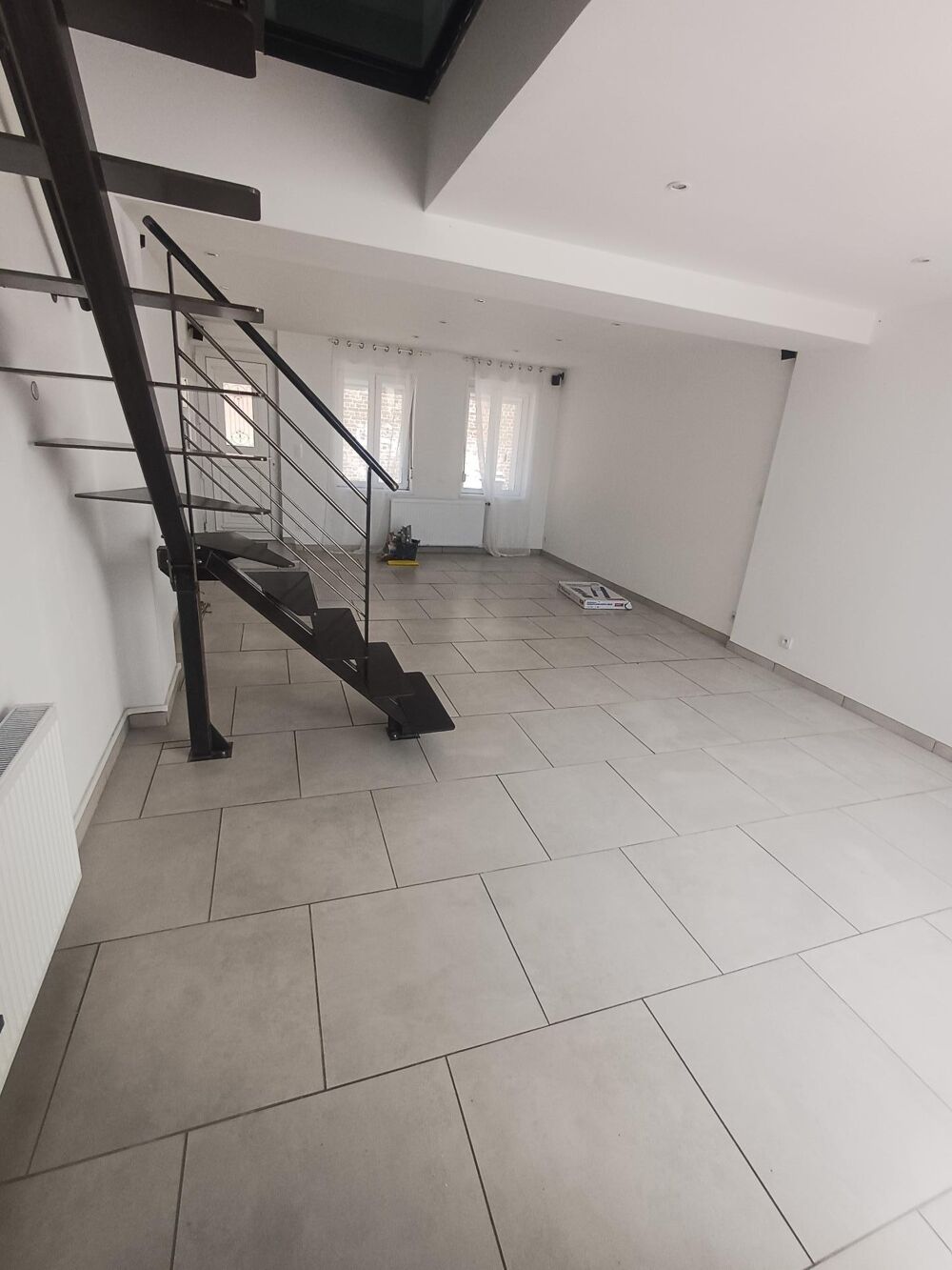 Vente Maison Charmante maison avec cour en hypercentre de Saint-Quentin – 84 m² Saint-quentin