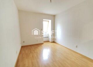  Appartement  vendre 4 pices 82 m