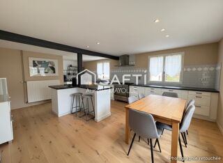  Maison  vendre 6 pices 160 m